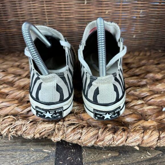 Converse Sz 5 Women's Black White Zebra Striped Mid Top Sneakers - Picture 5 of 8
